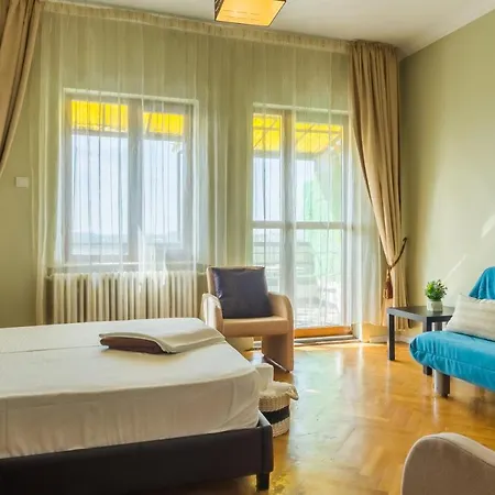 Apartment Panoramic Cismigiu Park Bucharest