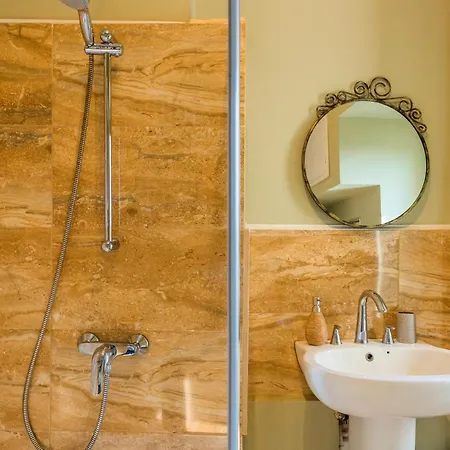 Panoramic Cismigiu Park 公寓 布加勒斯特